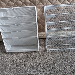 2 wall file holders